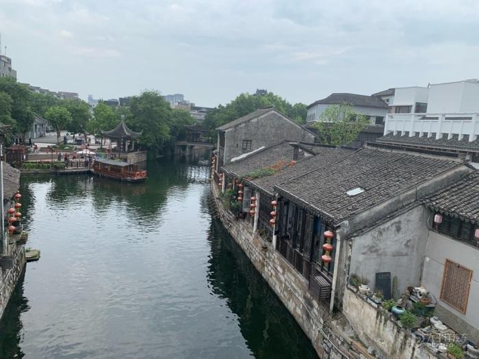 洗纱窗用什么洗最好